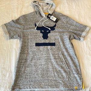 Under armor short sleeve hood